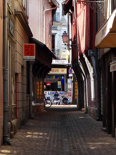 P1040143_400