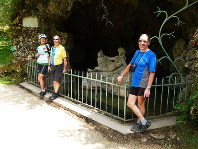 P1040147_400.jpg